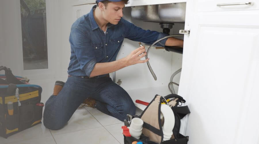 Emergency Leak Repair in Omaha, TX